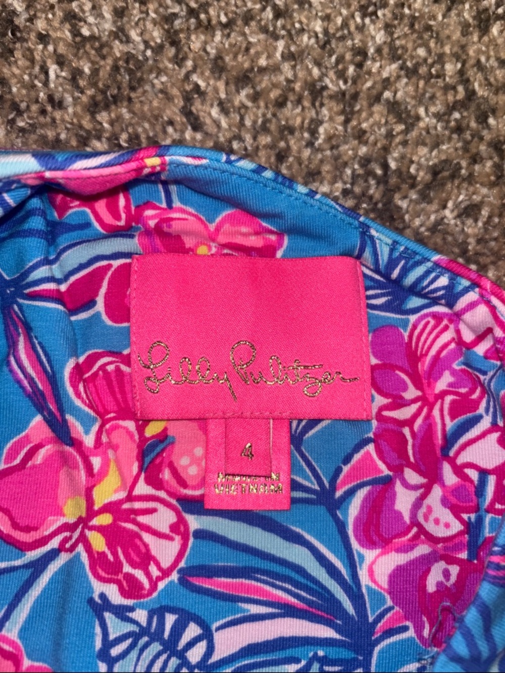 LIKE NEW! Lilly Pulitzer Niki one-shoulder Romper! - Picture 3 of 6